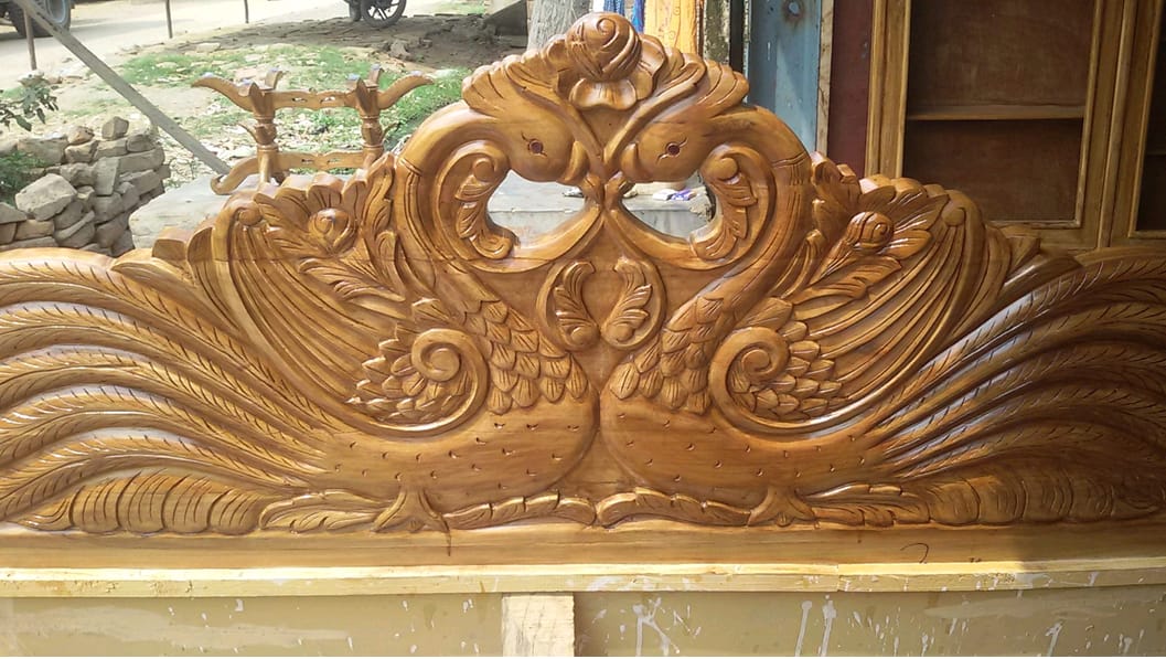 Peacock Bed - Image 2